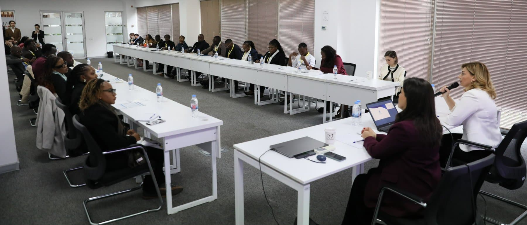 იუსტიციის მინისტრმა პაატა სალიამ იუსტიციის სასწავლო ცენტრში, სამუშაო შეხვედრა გამართა